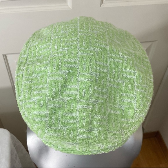 Puma Driver Flat Newsboy Cap Green White Terry Cloth One Size - Picture 2 of 7